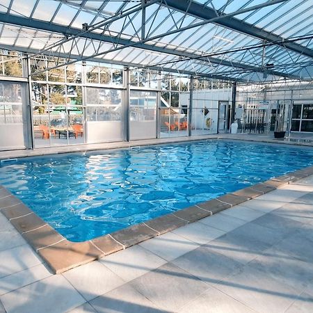 Chez Ced Et Laeti, Appartement Prive Avec Jardin Et Terrasse Dans Residence L'Estuaire Muni D'Une Piscine Couverte Et Aire De Jeu, Linge De Lit Et De Salle D'Eau Ainsi Que Tele, Compris Dans Le Tarif Profitez A Fond De Notre Belle Region Le Verdon-sur-Mer Exterior foto