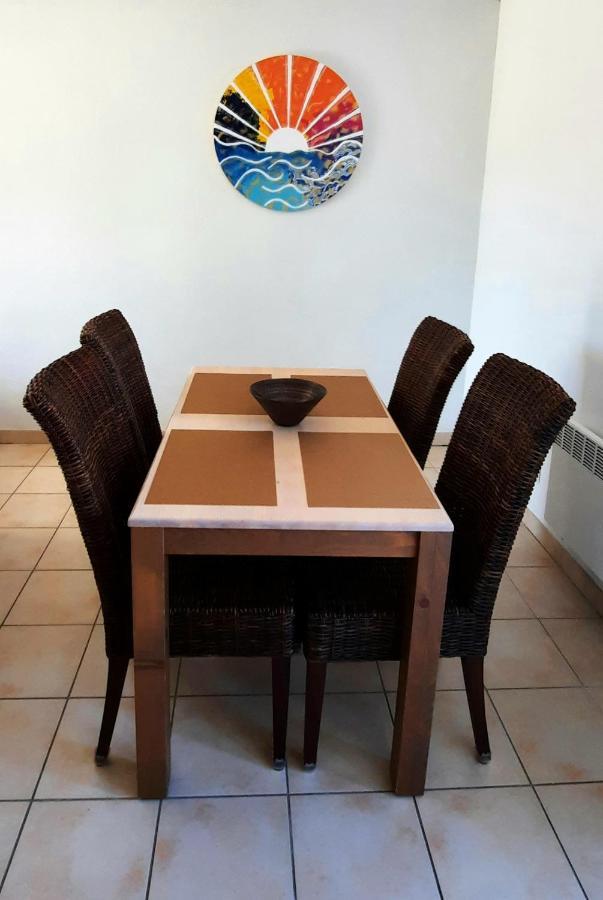 Chez Ced Et Laeti, Appartement Prive Avec Jardin Et Terrasse Dans Residence L'Estuaire Muni D'Une Piscine Couverte Et Aire De Jeu, Linge De Lit Et De Salle D'Eau Ainsi Que Tele, Compris Dans Le Tarif Profitez A Fond De Notre Belle Region Le Verdon-sur-Mer Exterior foto