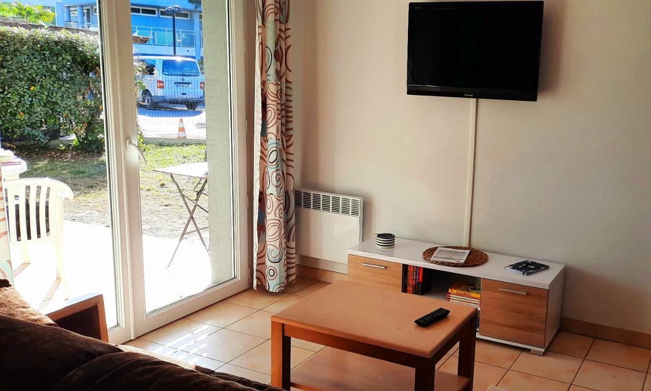 Chez Ced Et Laeti, Appartement Prive Avec Jardin Et Terrasse Dans Residence L'Estuaire Muni D'Une Piscine Couverte Et Aire De Jeu, Linge De Lit Et De Salle D'Eau Ainsi Que Tele, Compris Dans Le Tarif Profitez A Fond De Notre Belle Region Le Verdon-sur-Mer Exterior foto