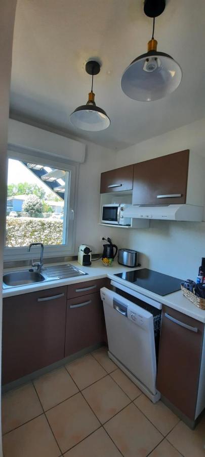 Chez Ced Et Laeti, Appartement Prive Avec Jardin Et Terrasse Dans Residence L'Estuaire Muni D'Une Piscine Couverte Et Aire De Jeu, Linge De Lit Et De Salle D'Eau Ainsi Que Tele, Compris Dans Le Tarif Profitez A Fond De Notre Belle Region Le Verdon-sur-Mer Exterior foto