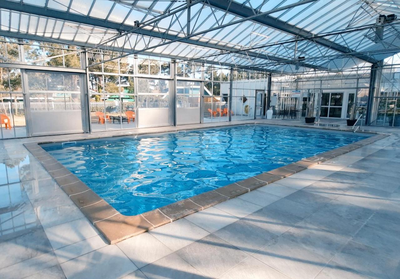 Chez Ced Et Laeti, Appartement Prive Avec Jardin Et Terrasse Dans Residence L'Estuaire Muni D'Une Piscine Couverte Et Aire De Jeu, Linge De Lit Et De Salle D'Eau Ainsi Que Tele, Compris Dans Le Tarif Profitez A Fond De Notre Belle Region Le Verdon-sur-Mer Exterior foto